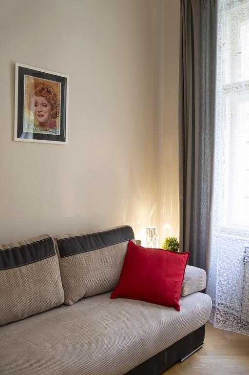 Modern Apartment Zlatnicka 8 Praha Exteriér fotografie